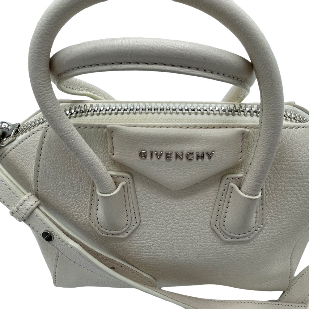 Givenchy Mini Antigona Bag in Grained Leather - Picture 3 of 9
